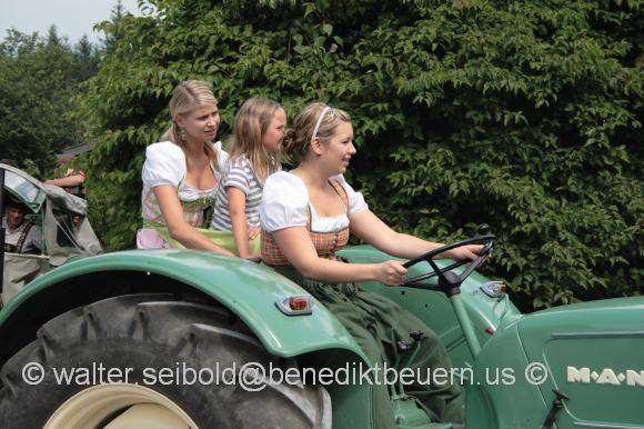 2008-07-27_Traktortreffen_Glentleiten/2-Bilder_41-80/_MG_3189.JPG
