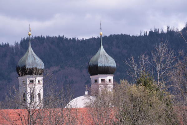 Schmetterlingpfad der Rundweg um die Klosteranlage